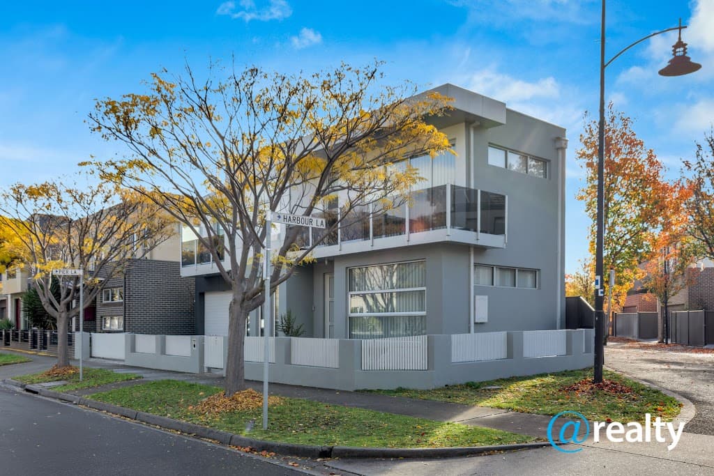 13 Lakeside Crescent, Maribyrnong, VIC, 3032, Maribyrnong - Thumbnail 2