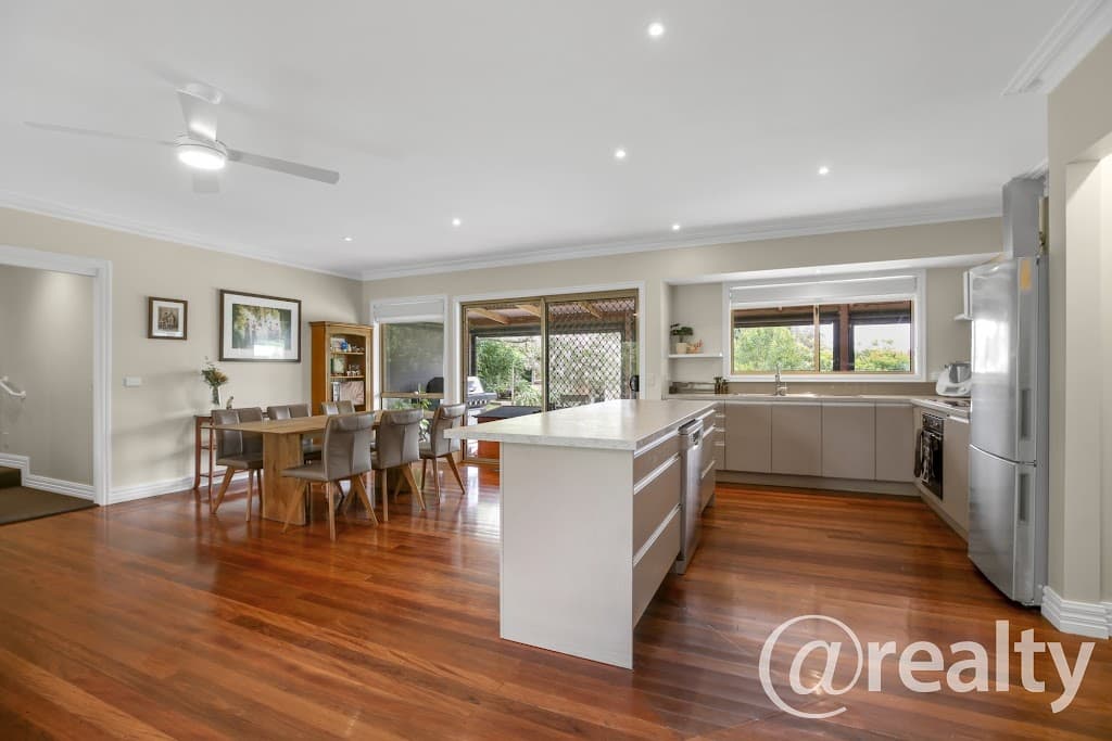 4 Pepperell Drive, Drouin, VIC, 3818, Drouin - Thumbnail 3