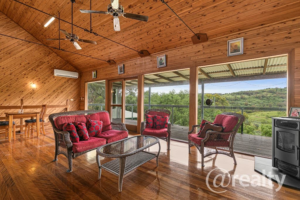 90 Eagles Road, Razorback, NSW, 2571, Razorback - Thumbnail 3