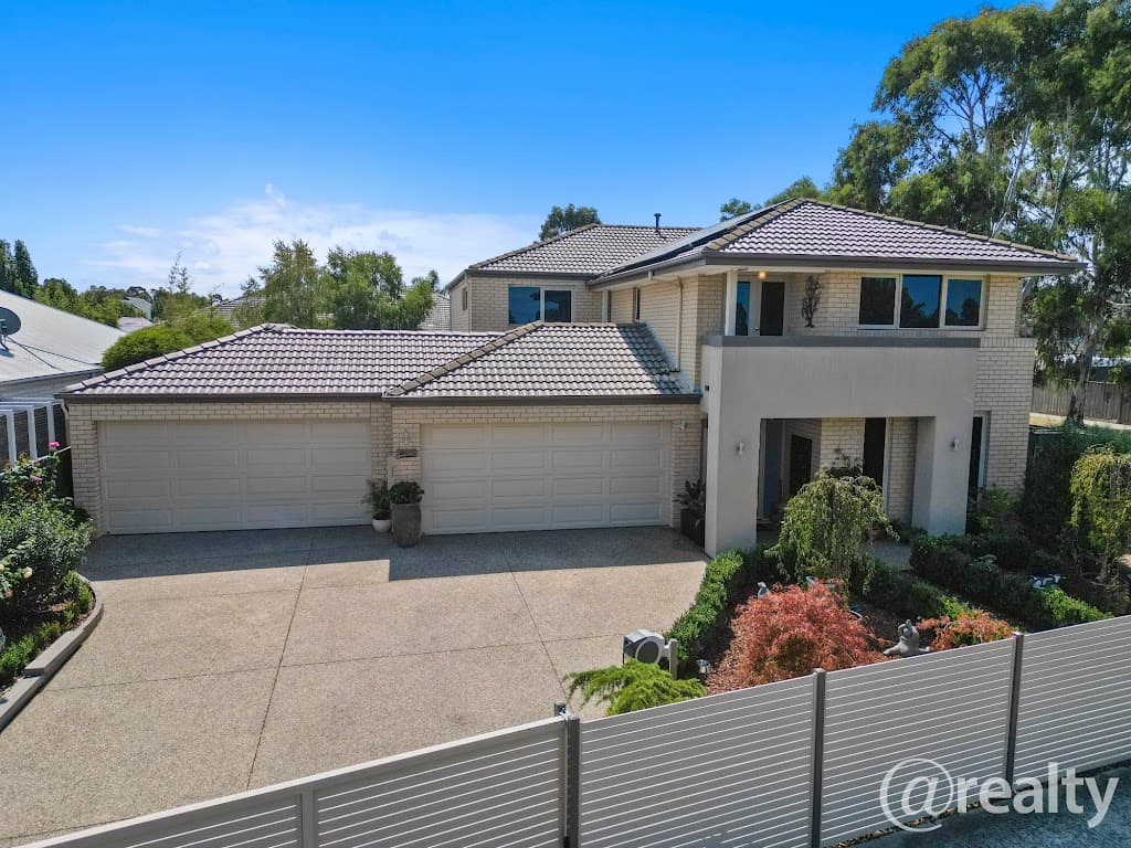 9 Possum Place, Pakenham, VIC, 3810, Pakenham - Thumbnail 2