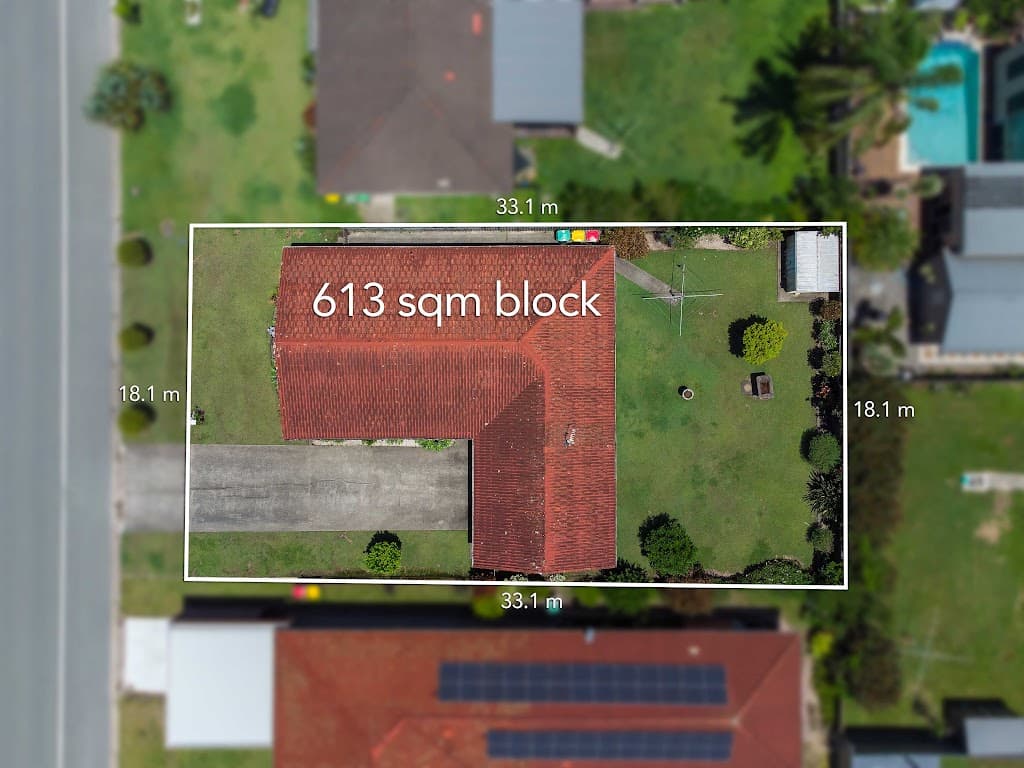 139 Acanthus Avenue, Burleigh Waters, QLD, 4220, Burleigh Waters - Thumbnail 2