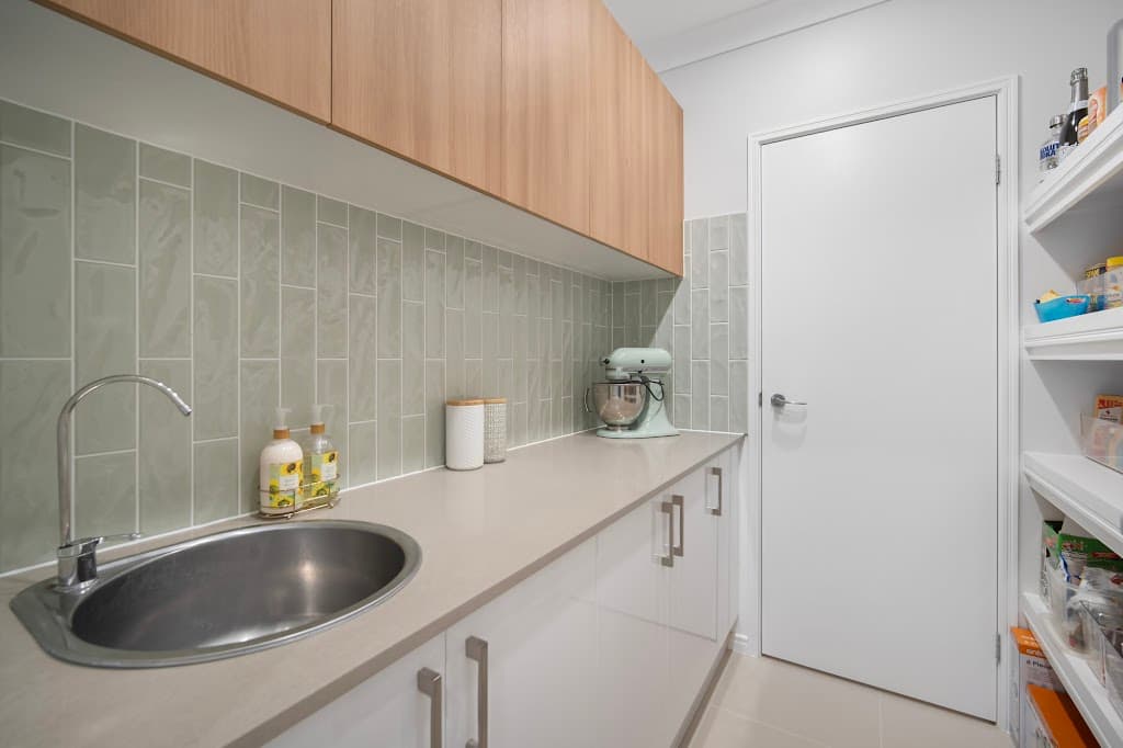 19 Riverbreeze Crescent, Maudsland, QLD, 4210, Maudsland - Thumbnail 7