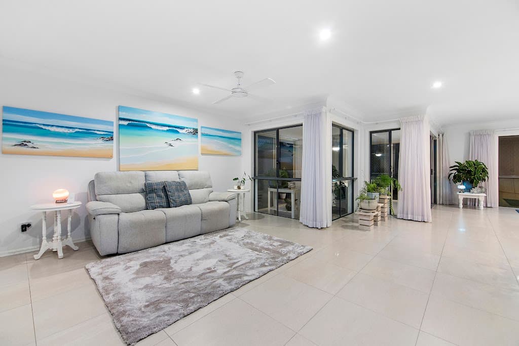 10 Ballybunyon Crescent, Hope Island, QLD, 4212, Hope Island - Thumbnail 6