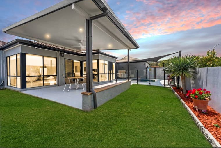 26 Santa Isobel Boulevard, Pacific Pines, QLD, 4211, Pacific Pines - Thumbnail 3