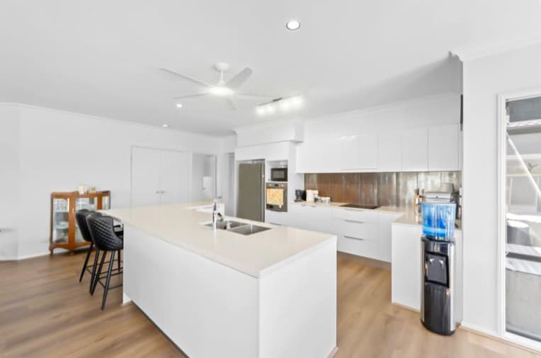 26 Santa Isobel Boulevard, Pacific Pines, QLD, 4211, Pacific Pines - Thumbnail 6