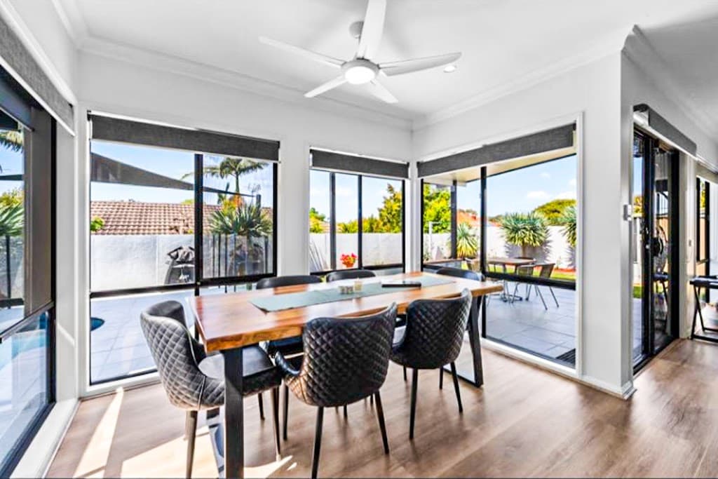26 Santa Isobel Boulevard, Pacific Pines, QLD, 4211, Pacific Pines - Thumbnail 7