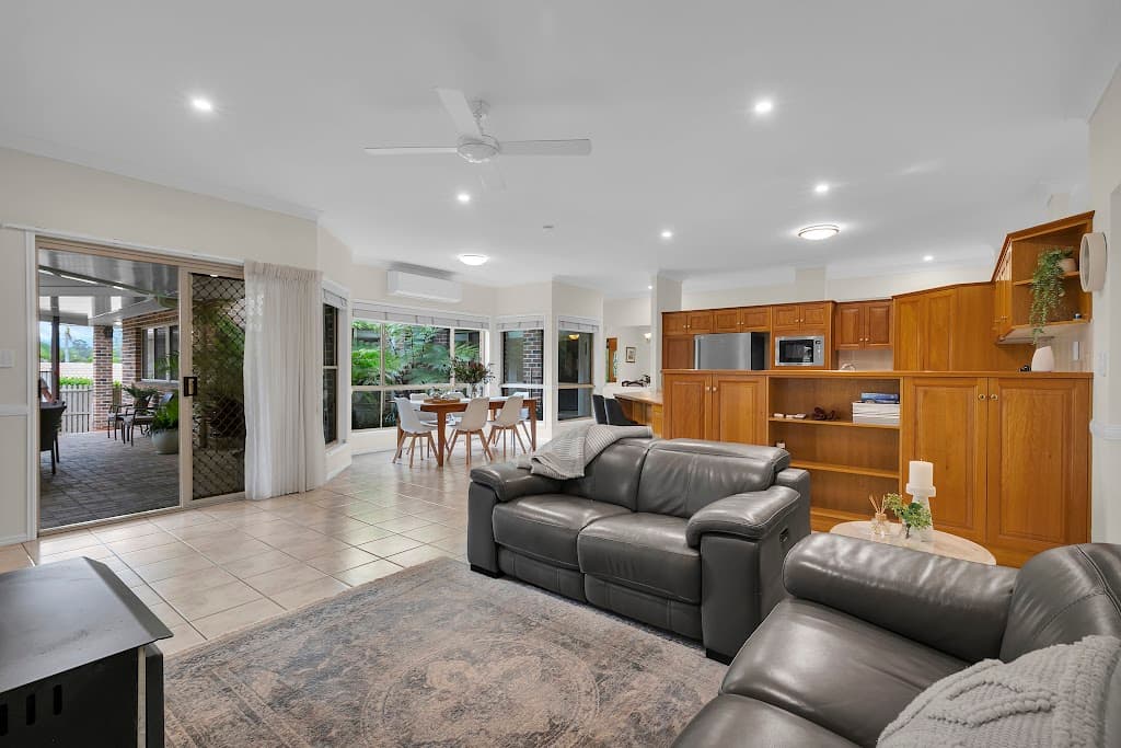 159 Pioneer Crescent, Bellbowrie, QLD, 4070, Bellbowrie - Thumbnail 4