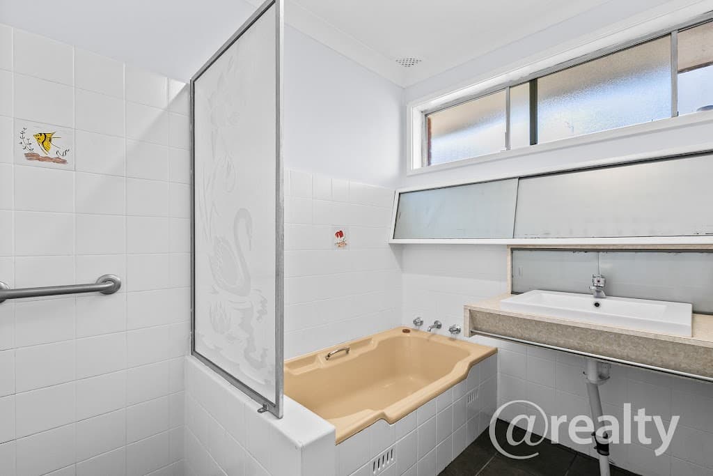 22 Harvey Street, Macquarie Fields, NSW, 2564, Macquarie Fields - Thumbnail 8