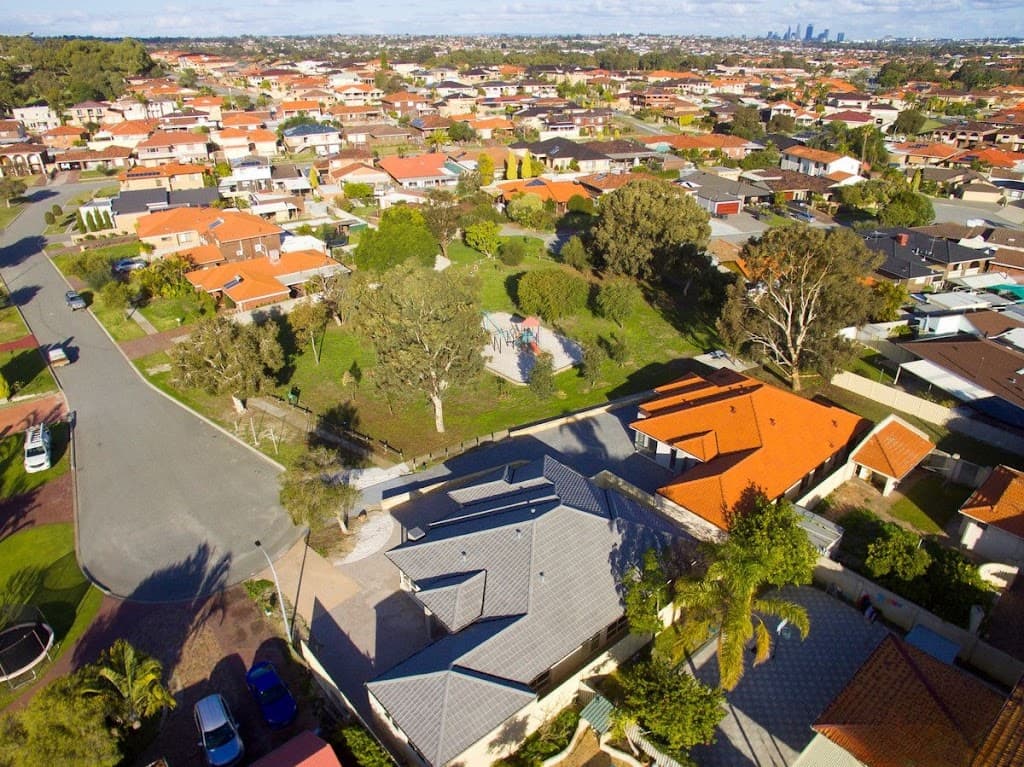 2 Bittern Court, Stirling, WA, 6021, Stirling - Thumbnail 2