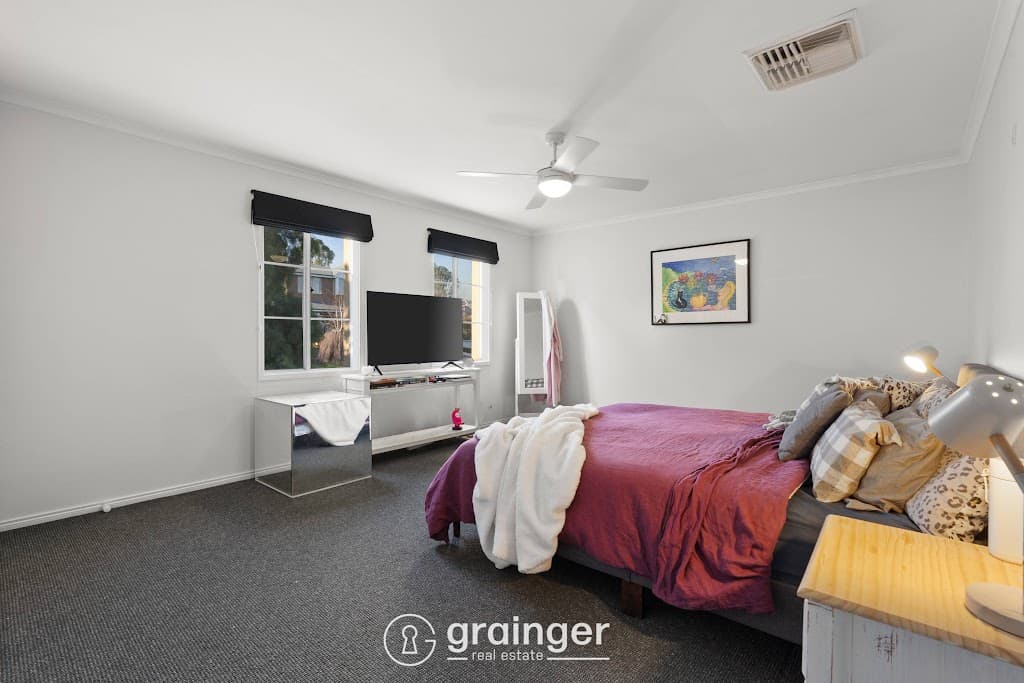 13 Grantham Crescent, Berwick, VIC, 3806, Berwick - Thumbnail 5