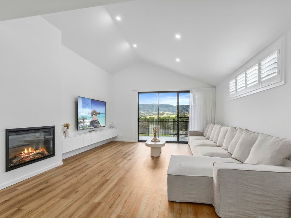 42 Bristlebird Drive, Calderwood, NSW, 2527, Calderwood - Thumbnail 2