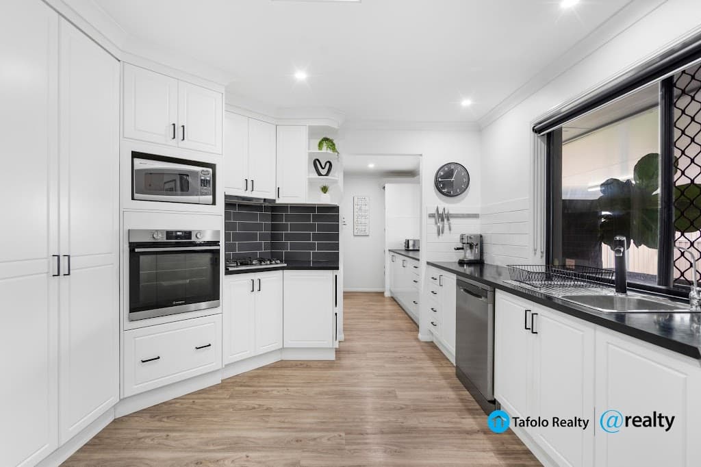 8 Excelsia Court, Capalaba, QLD, 4157, Capalaba - Thumbnail 4