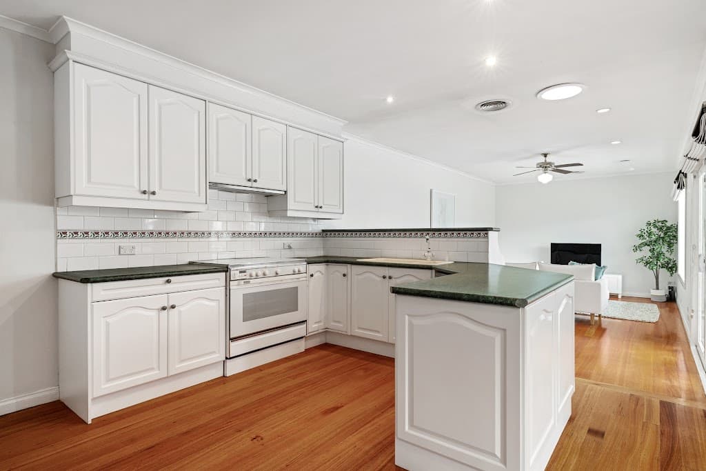 12 Roseville Avenue, Doncaster, VIC, 3108, Doncaster - Thumbnail 4