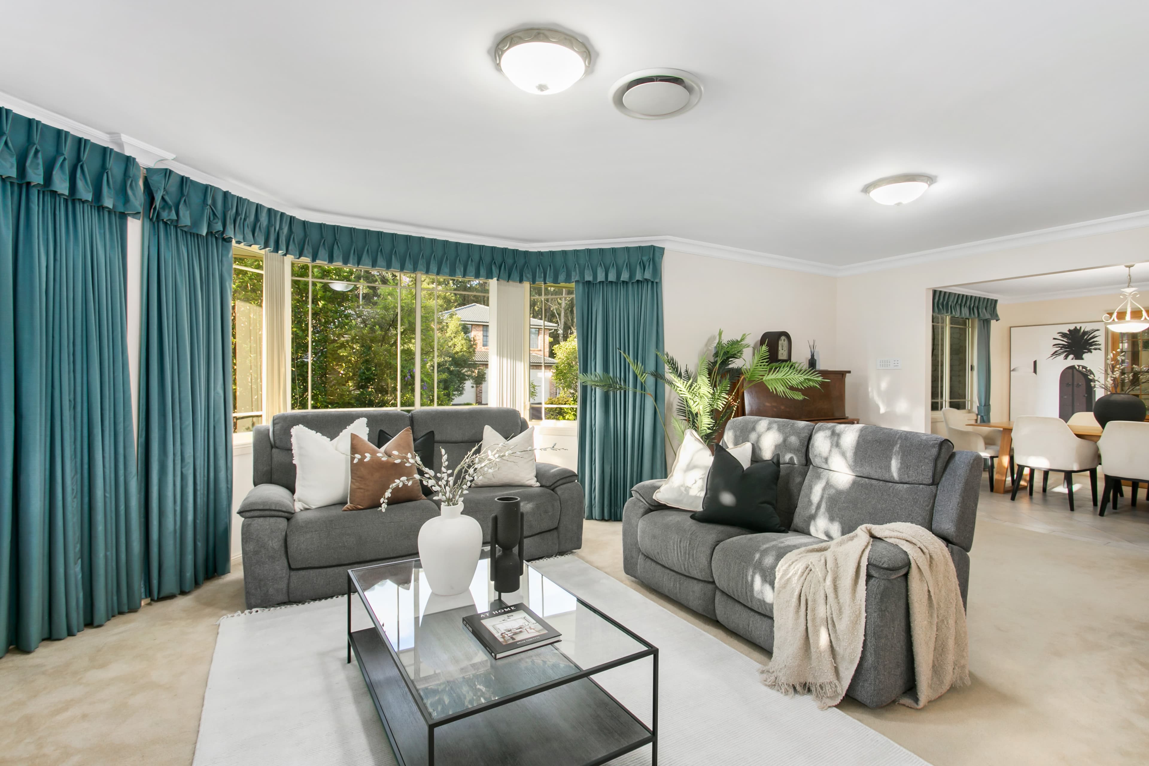 8 Grandoaks Place, Castle Hill, NSW, 2154, Castle Hill - Thumbnail 3
