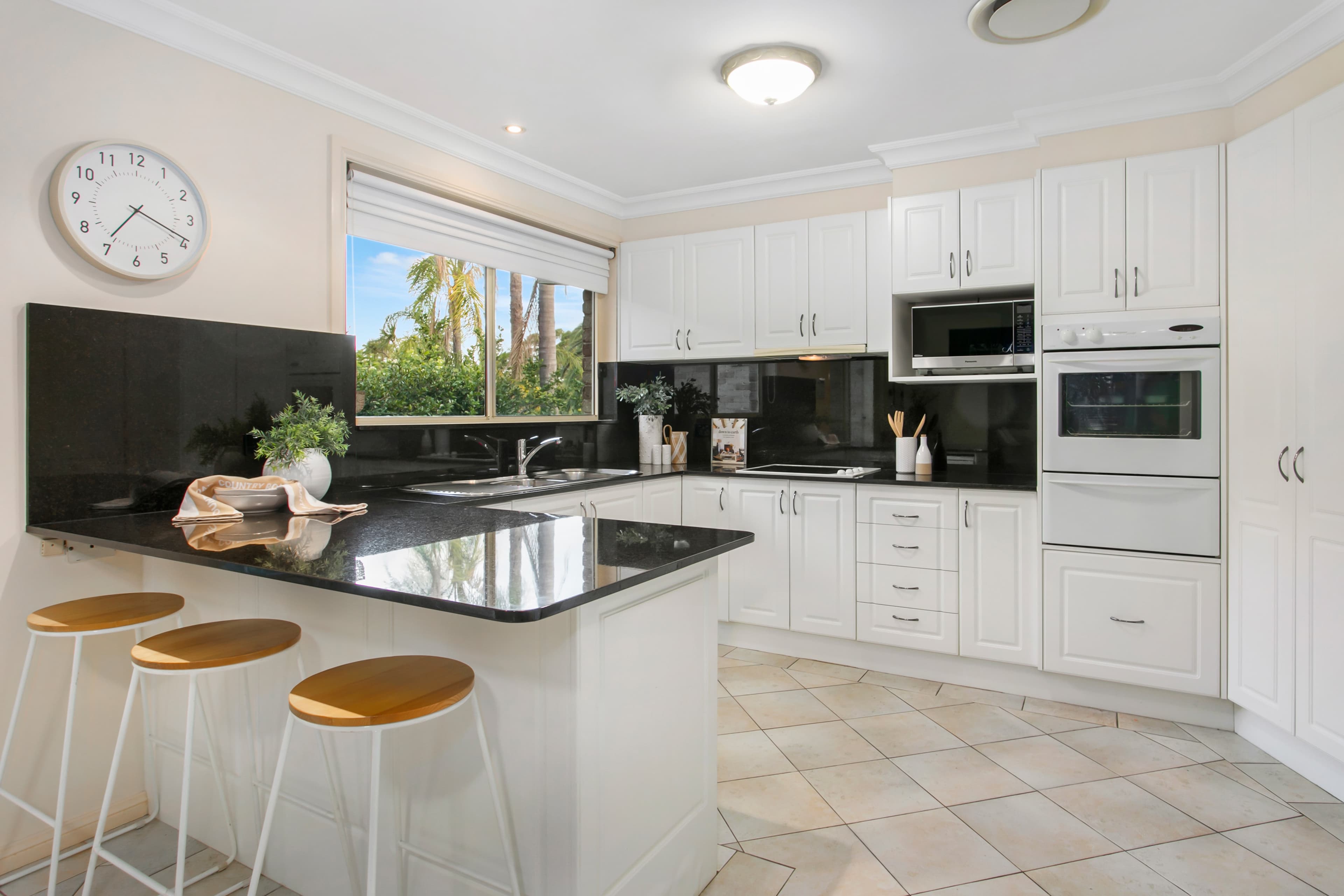 8 Grandoaks Place, Castle Hill, NSW, 2154, Castle Hill - Thumbnail 6
