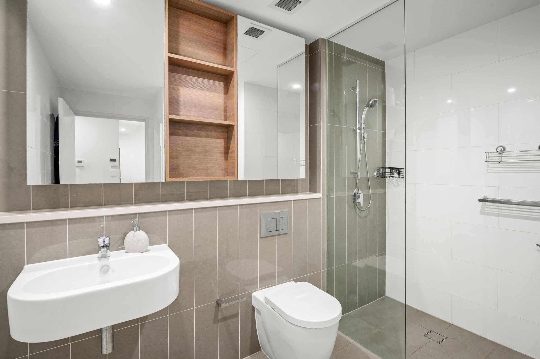204/10 Waterview Drive, Lane Cove, NSW, 2066, Lane Cove - Thumbnail 3