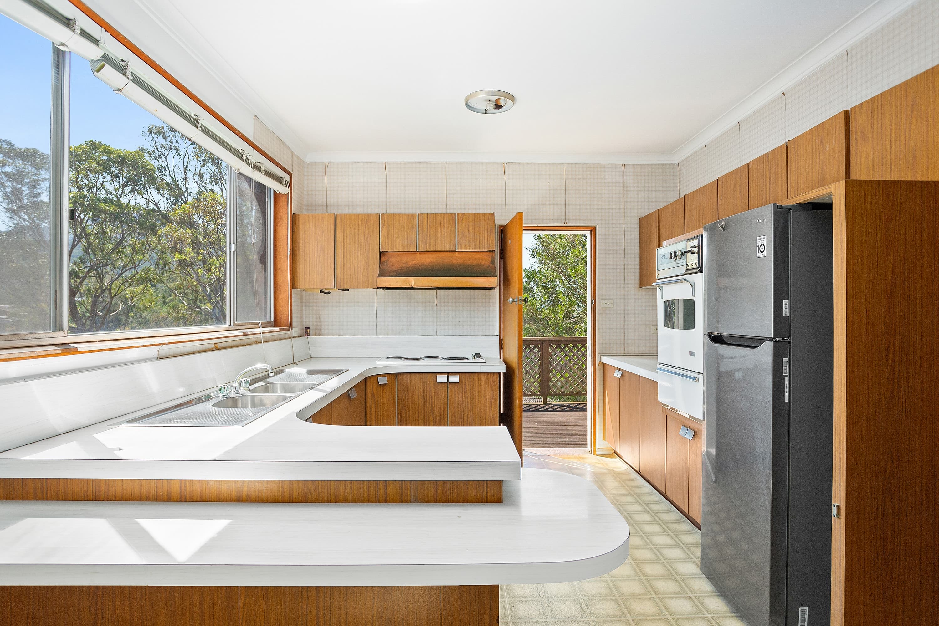 128 Bellevue Road, Figtree, NSW, 2525, Figtree - Thumbnail 2