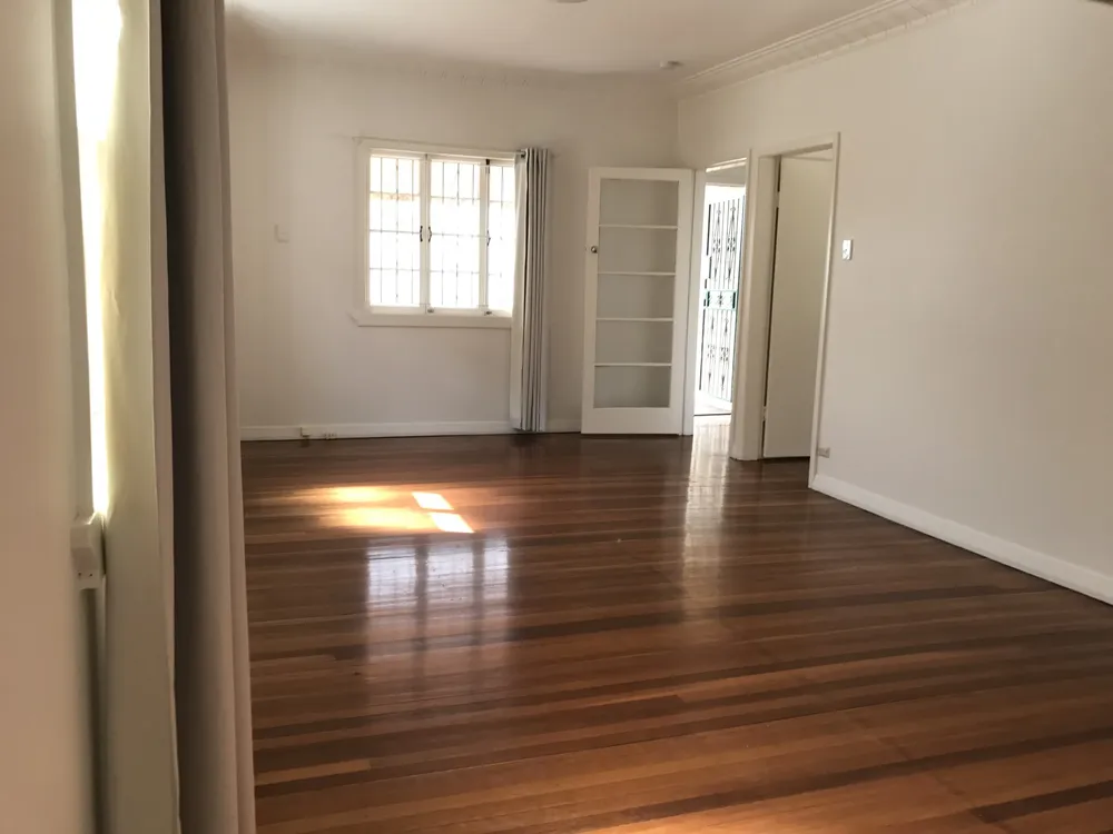 81 Raven Street, CAMP HILL, QLD 4152, Camp Hill - Thumbnail 2
