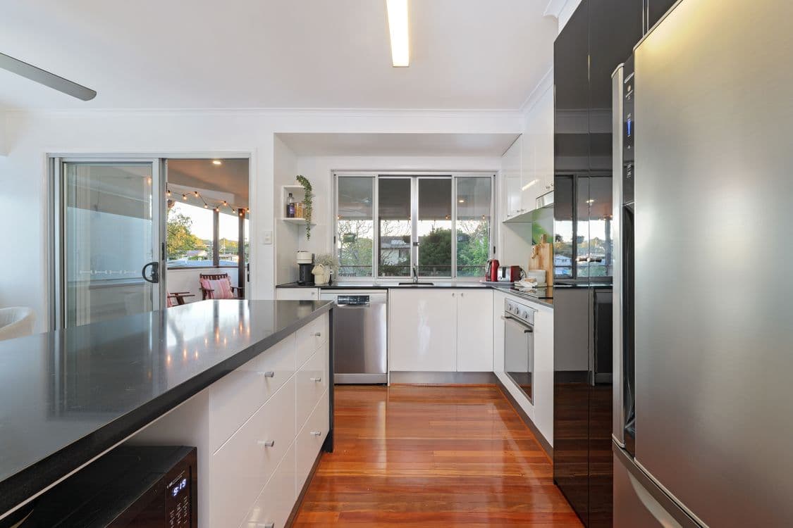 25 Bursaria Street, EVERTON HILLS, QLD 4053, Everton Hills - Thumbnail 8