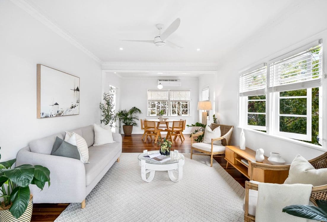 1 Iris Street, HOLLAND PARK WEST, QLD 4121, Holland Park West - Image 1