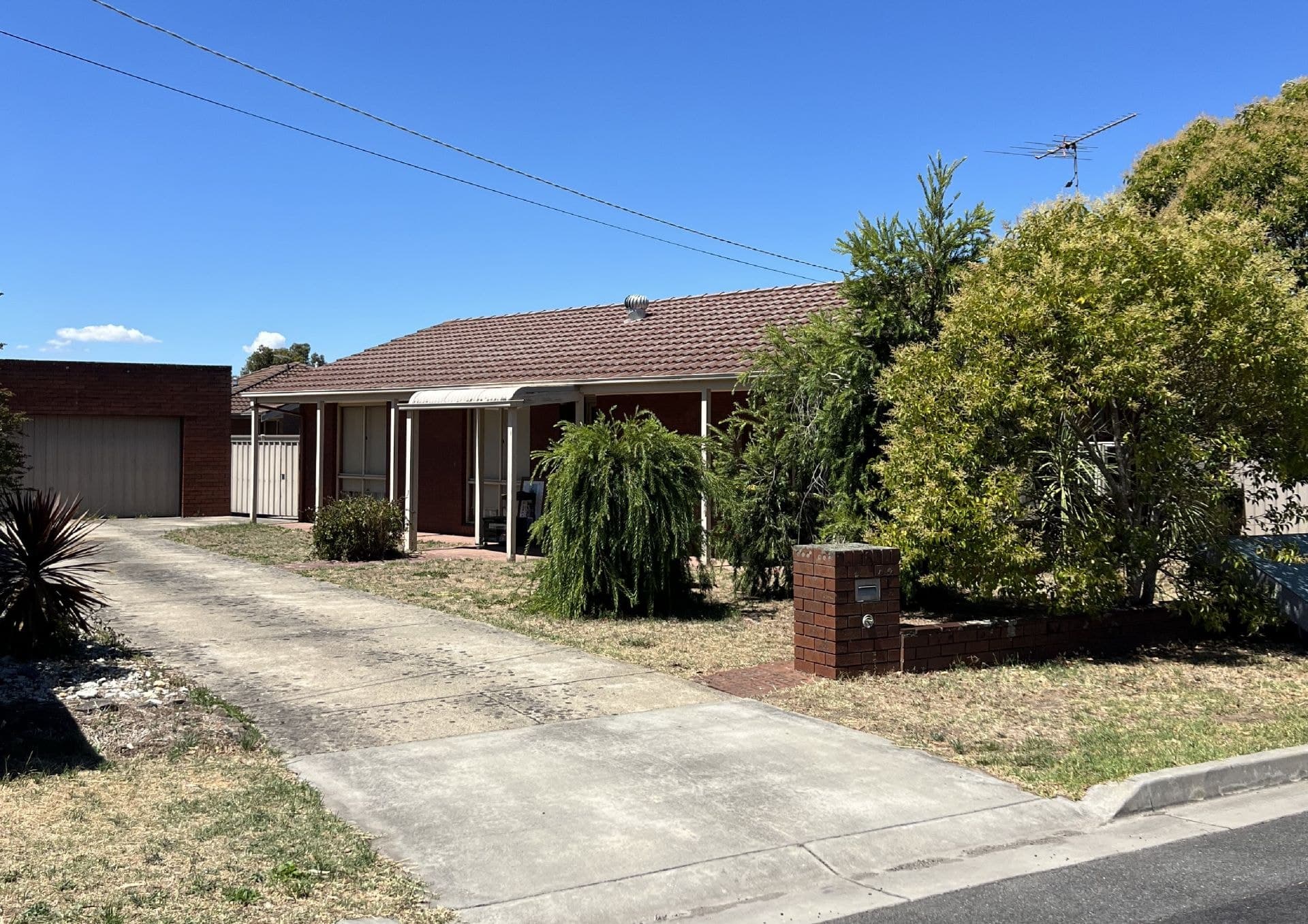 8 Symons Street, Wendouree, Wendouree - Image 1