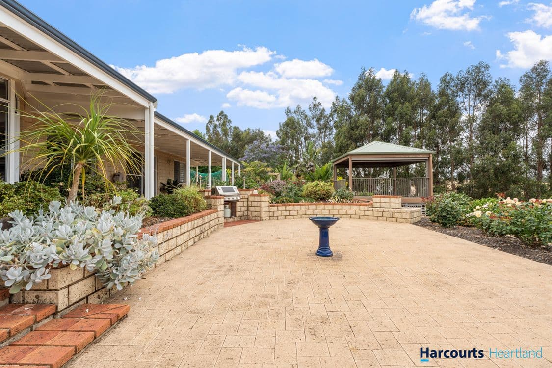 37 Bramley Place, KANGAROO GULLY, WA 6255, Kangaroo Gully - Image 1