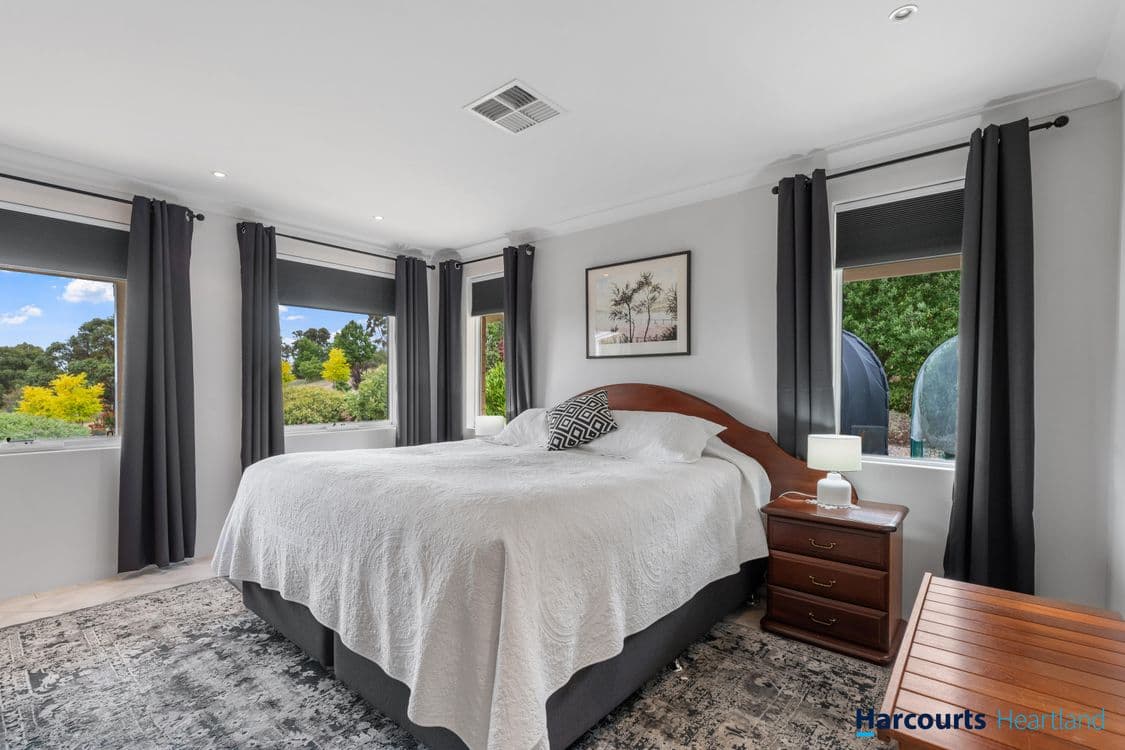 37 Bramley Place, KANGAROO GULLY, WA 6255, Kangaroo Gully - Thumbnail 7