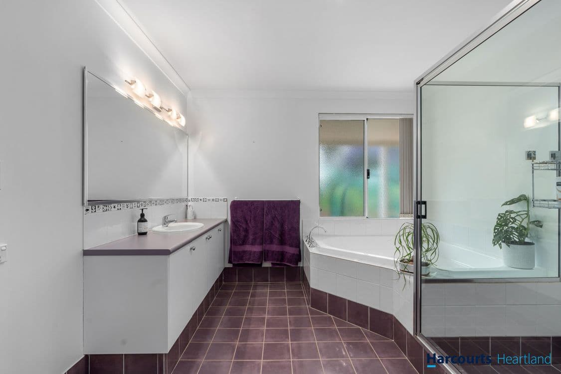 37 Bramley Place, KANGAROO GULLY, WA 6255, Kangaroo Gully - Thumbnail 8