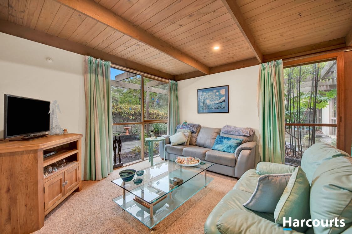39 Saligna Walk, VERMONT SOUTH, VIC 3133, Vermont South - Thumbnail 2