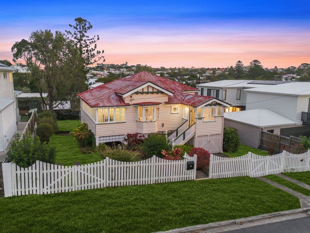 7 Waverley Road, CAMP HILL, QLD 4152, Camp Hill - Image 1
