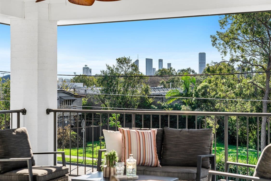 8 Salisbury Street, COORPAROO, QLD 4151, Coorparoo - Thumbnail 2