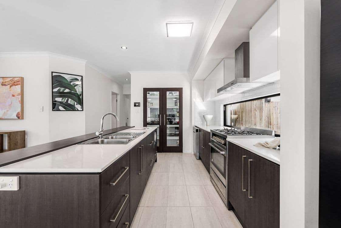 8 Salisbury Street, COORPAROO, QLD 4151, Coorparoo - Thumbnail 3