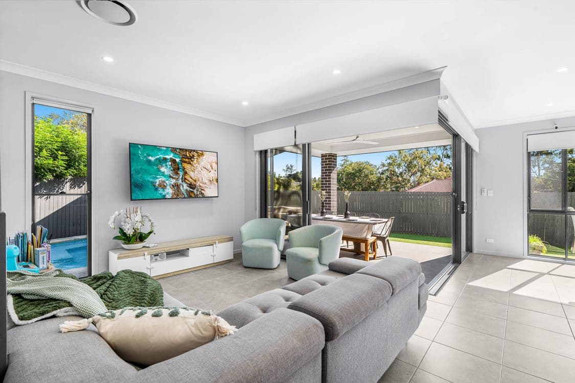 10 Mcauliffe Street, CARINA HEIGHTS, QLD 4152, Carina Heights - Thumbnail 3