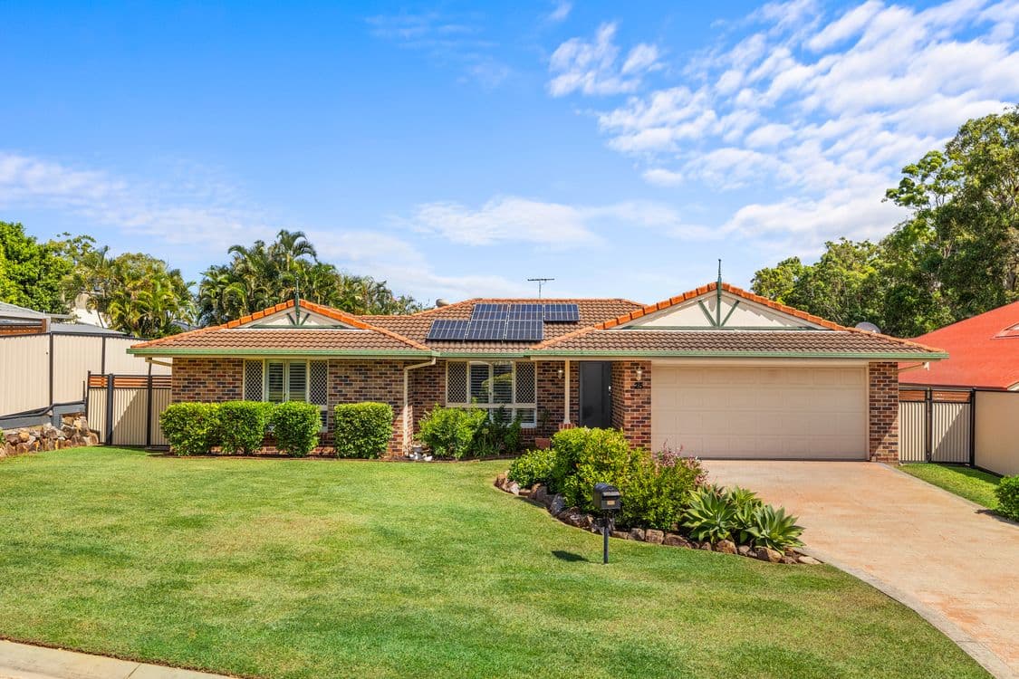 25 Harrogate Terrace, BIRKDALE, QLD 4159, Birkdale - Image 1