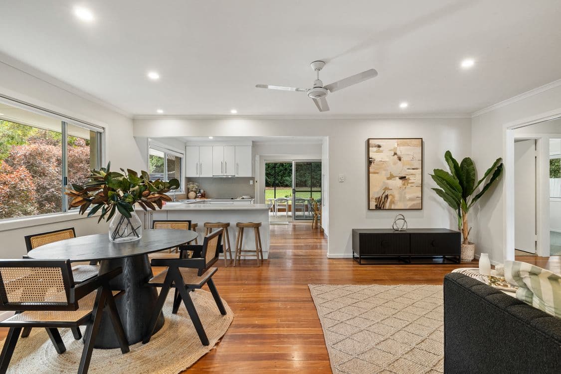 15 Joachim Street, HOLLAND PARK WEST, QLD 4121, Holland Park West - Image 1