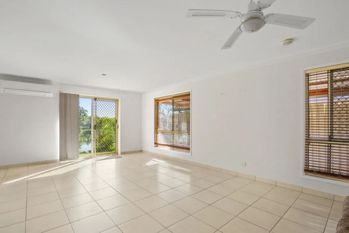 71 Southlake Drive, Varsity Lakes, QLD 4227, Varsity Lakes - Thumbnail 4