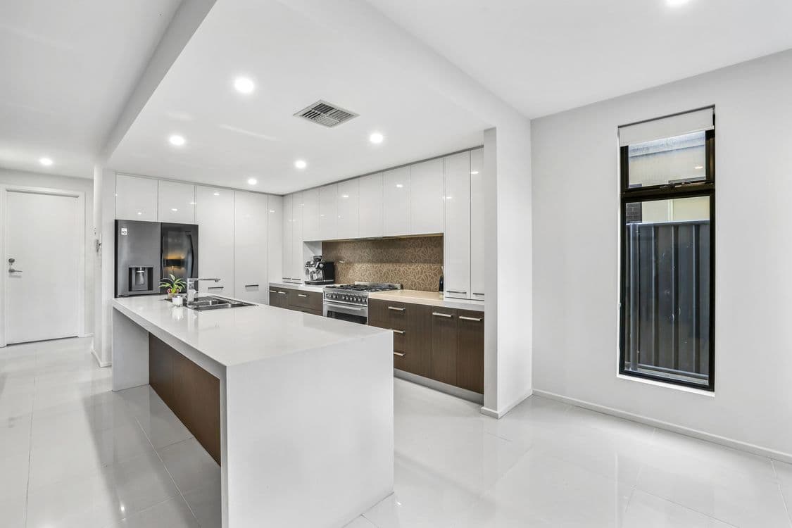 64 Cudmore Terrace, Henley Beach, SA 5022, Henley Beach - Thumbnail 3