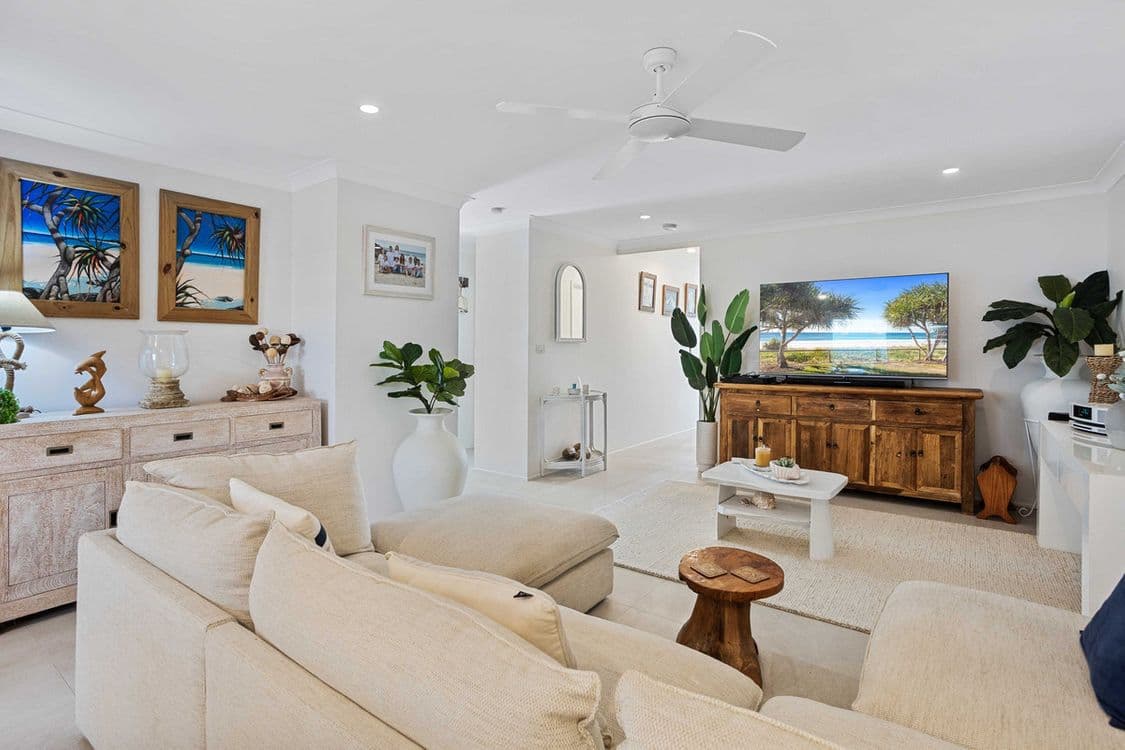 2/14 Logan Avenue, Miami, QLD 4220, Miami - Thumbnail 3