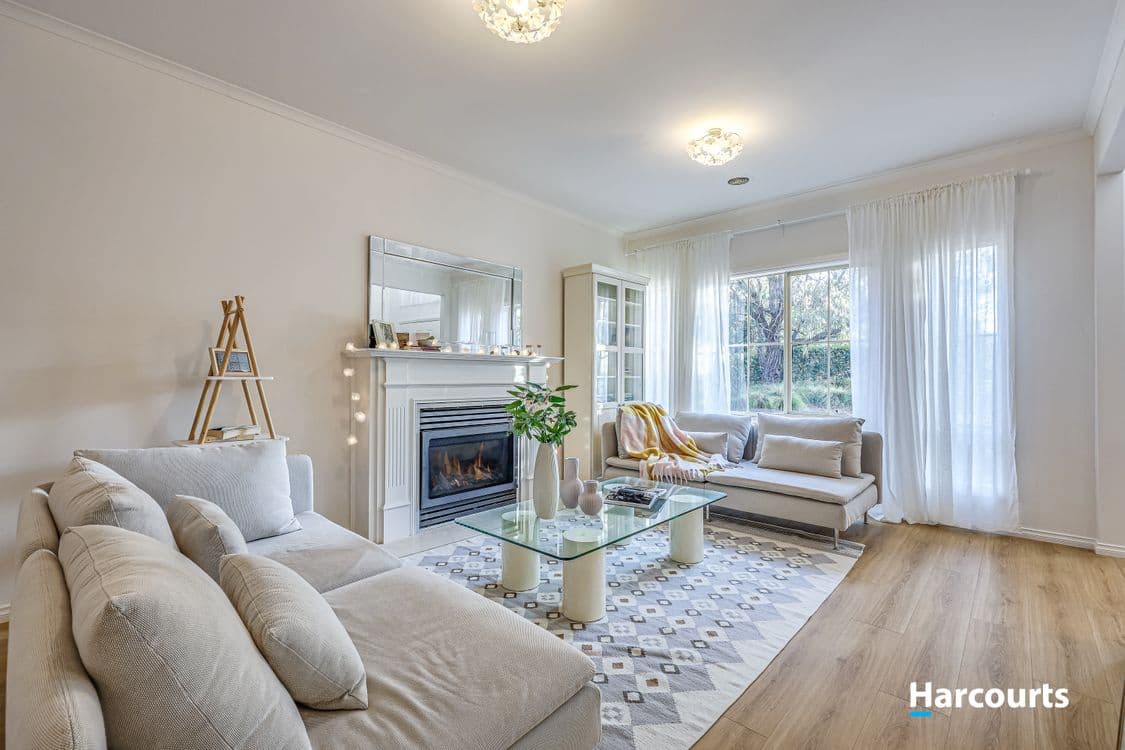 1 Saxonwood Drive, VERMONT SOUTH, VIC 3133, Vermont South - Thumbnail 2