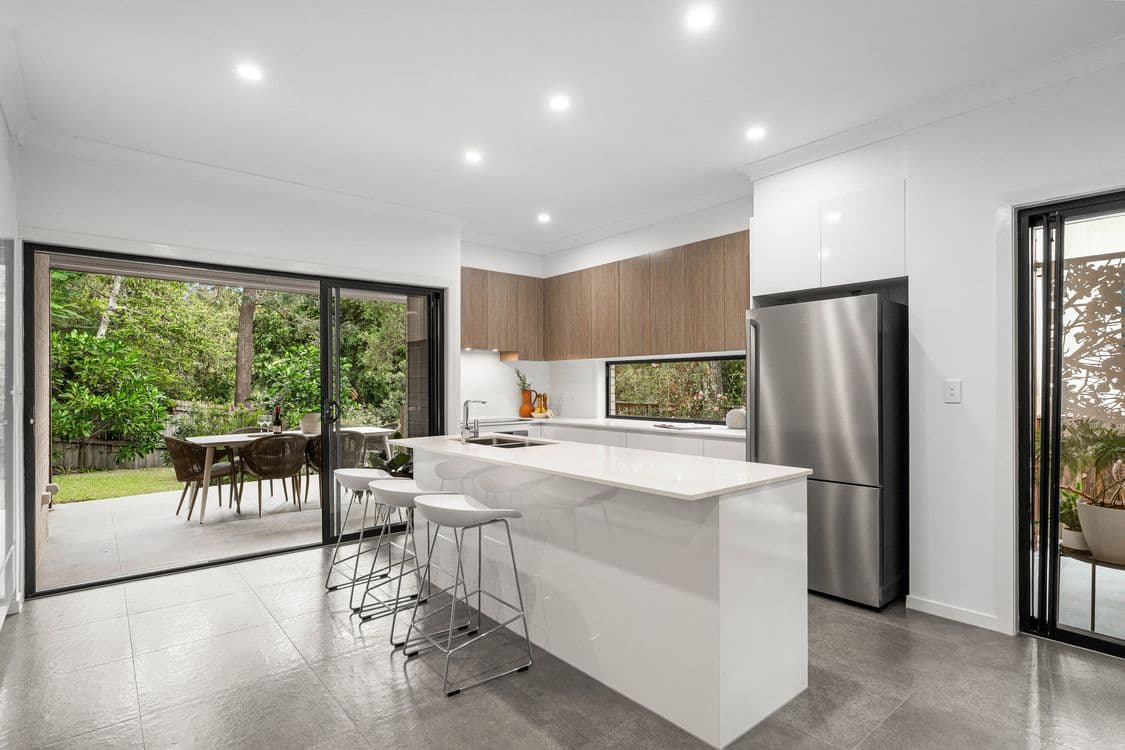 5 Cecilia Close, CARINA HEIGHTS, QLD 4152, Carina Heights - Thumbnail 4