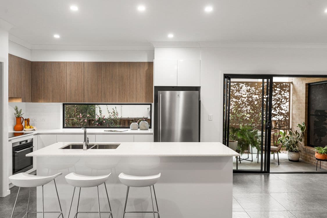 5 Cecilia Close, CARINA HEIGHTS, QLD 4152, Carina Heights - Thumbnail 5