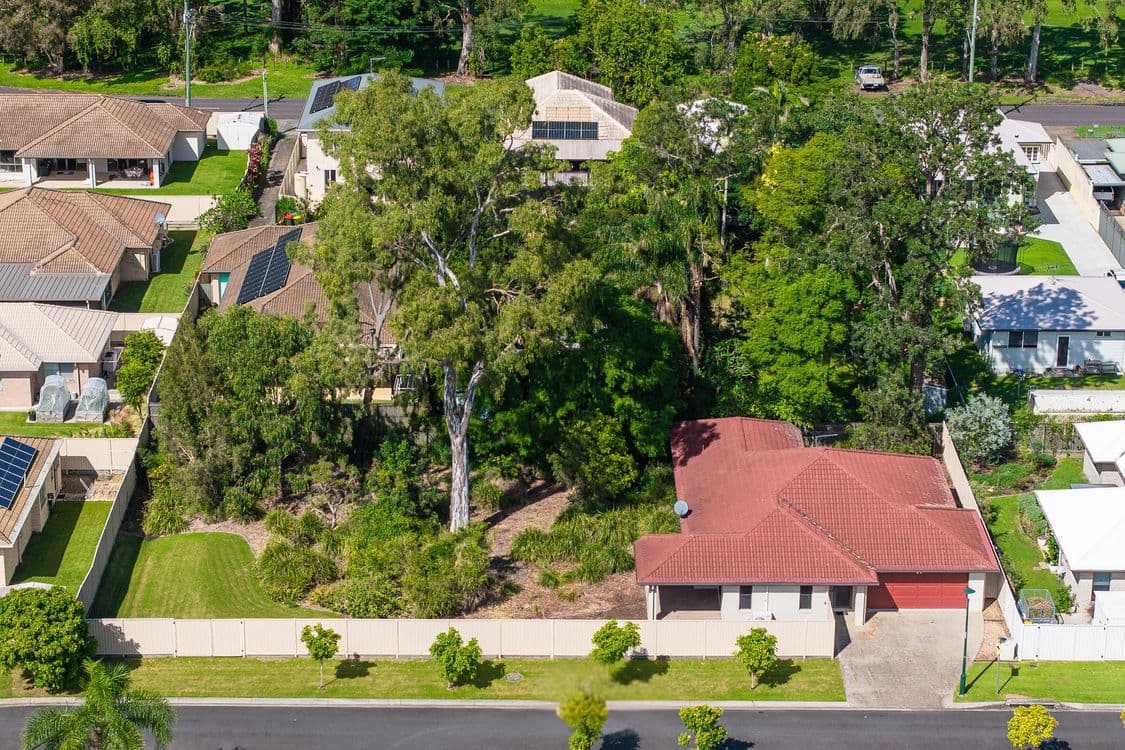 8 Stega Place, WYNNUM WEST, QLD 4178, Wynnum West - Thumbnail 2
