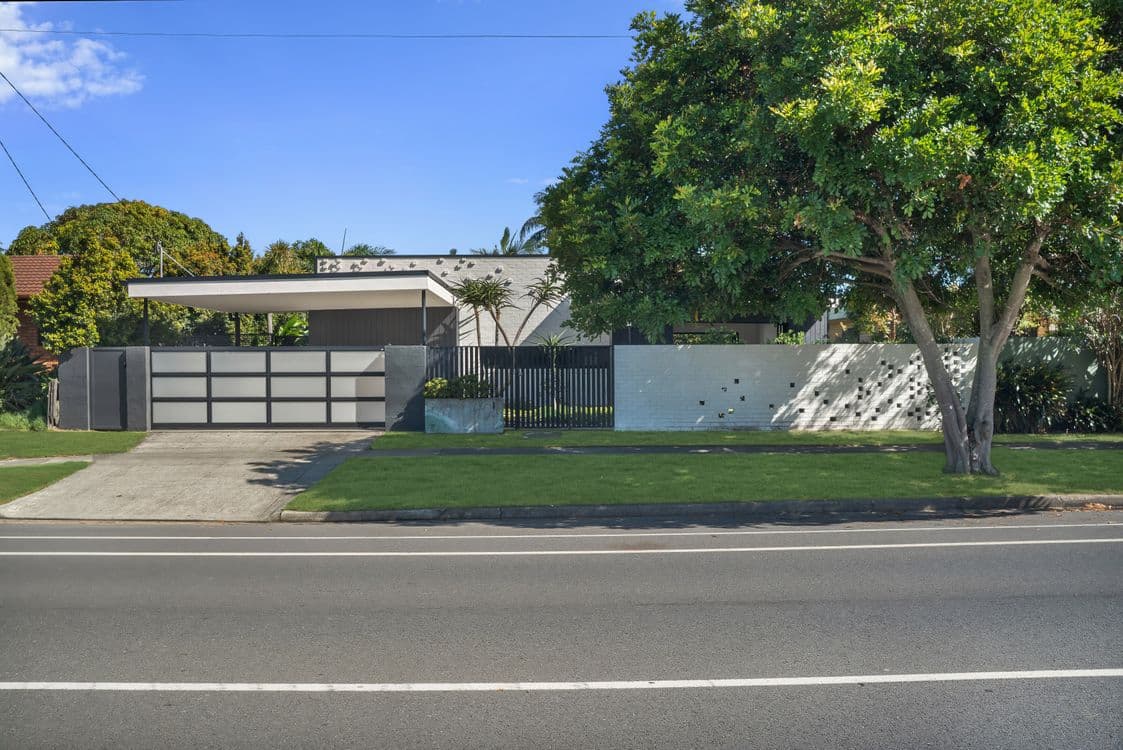 49 Rio Vista Boulevard, BROADBEACH WATERS, QLD 4218, Broadbeach Waters - Thumbnail 4