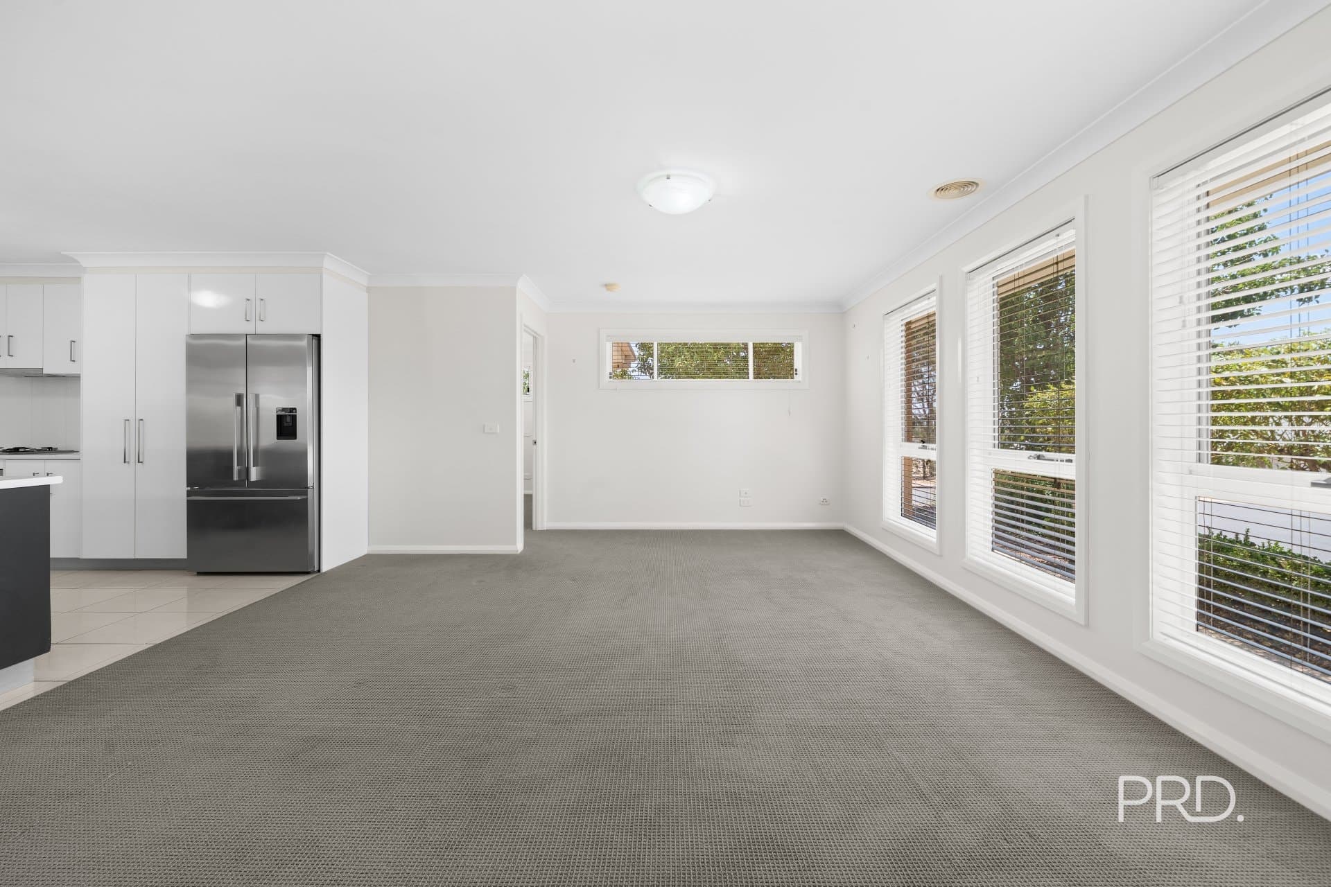 9 Murndal Place, BOURKELANDS NSW 2650, Bourkelands - Thumbnail 3