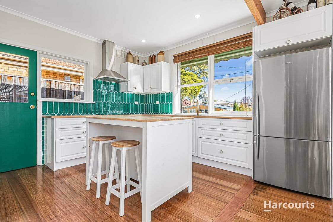 21 Ashmore Road, FOREST HILL, VIC 3131, Forest Hill - Thumbnail 6