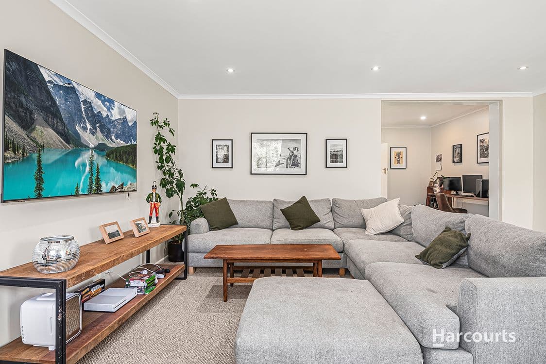 21 Ashmore Road, FOREST HILL, VIC 3131, Forest Hill - Thumbnail 8