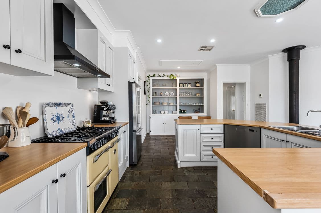 4 Auricht Road, HAHNDORF, SA 5245, Hahndorf - Thumbnail 4