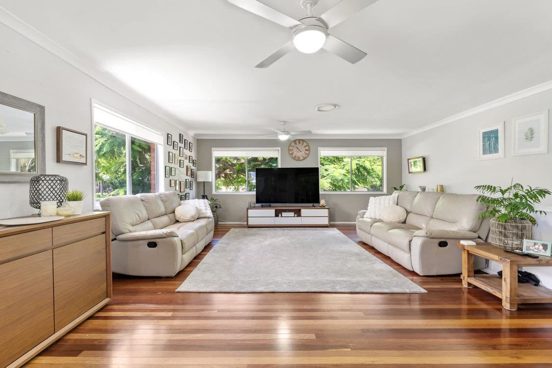 24 Winifred Street, Mango Hill, QLD 4509, Mango Hill - Thumbnail 2