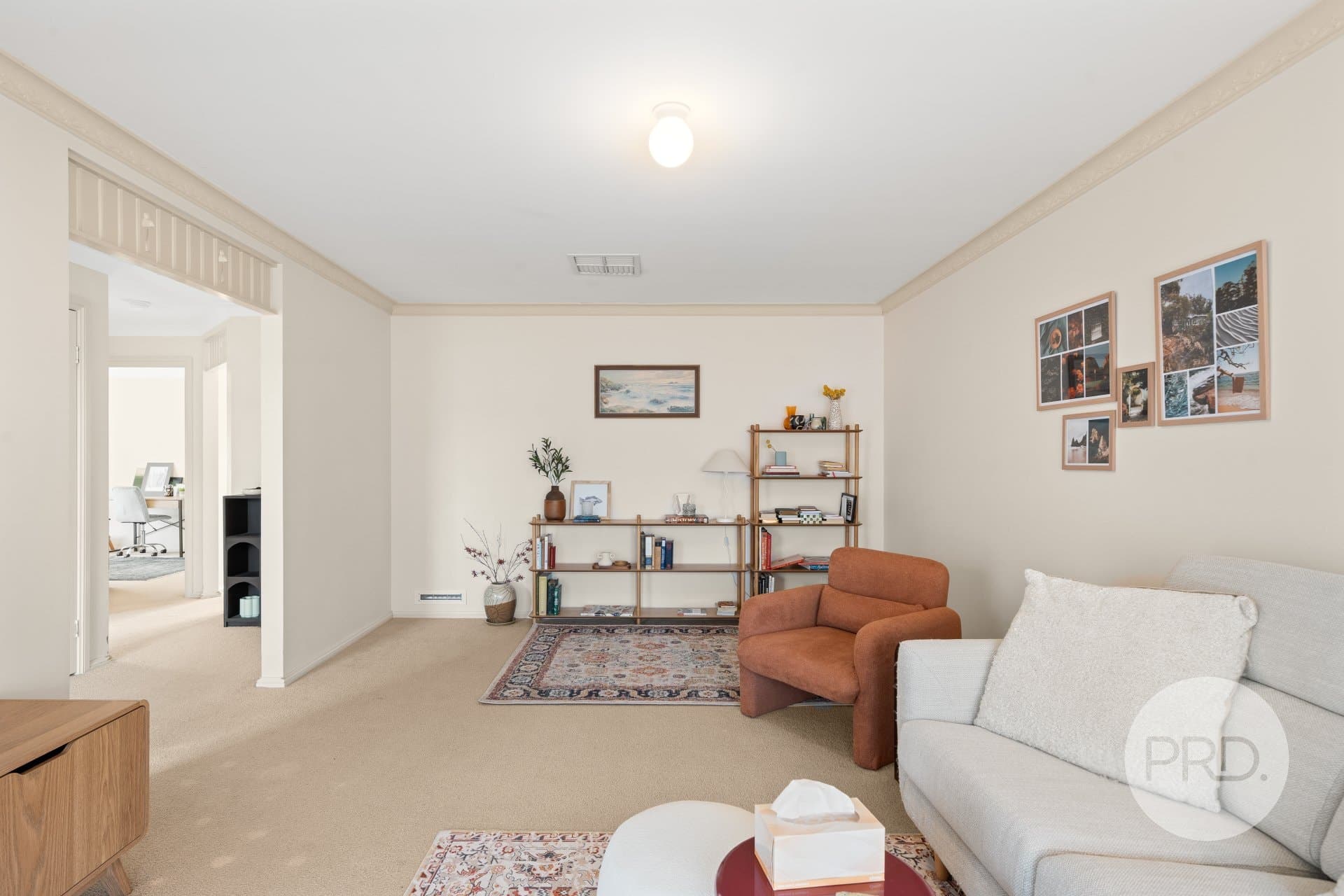 1&2/5 Paldi Crescent, GLENFIELD PARK NSW 2650, Property Image - Thumbnail 8