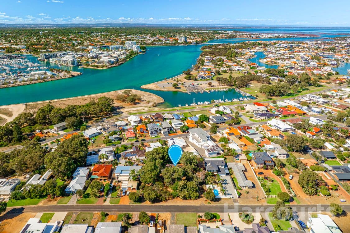 11 Peter Street, HALLS HEAD, WA 6210, Halls Head - Thumbnail 8